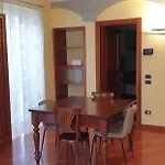 Meta Italy Sui Navigli