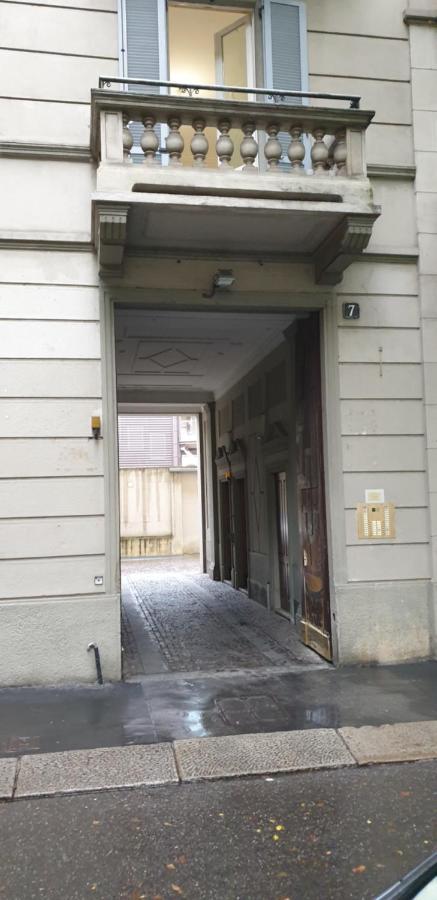 Meta Italy Sui Navigli Apartment Mailand